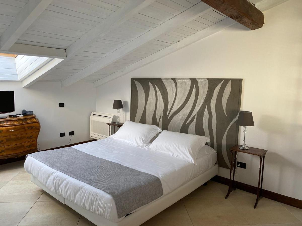 La Locanda Del Pontefice - Luxury Country House Marino Esterno foto