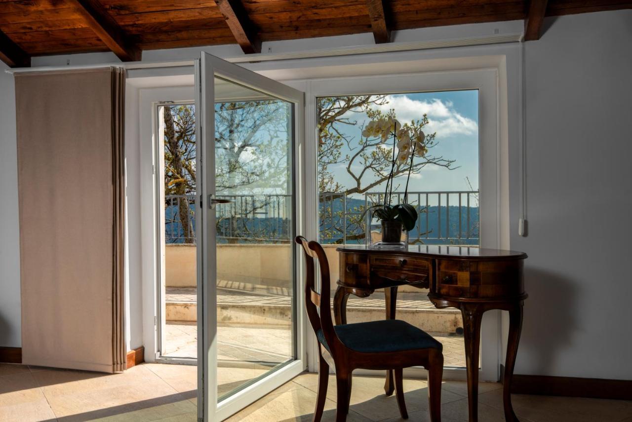 La Locanda Del Pontefice - Luxury Country House Marino Esterno foto