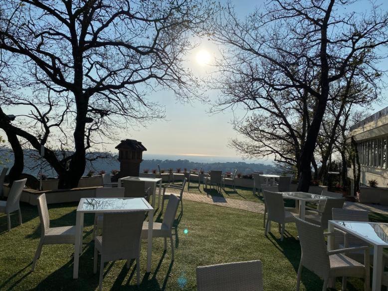 La Locanda Del Pontefice - Luxury Country House Marino Esterno foto