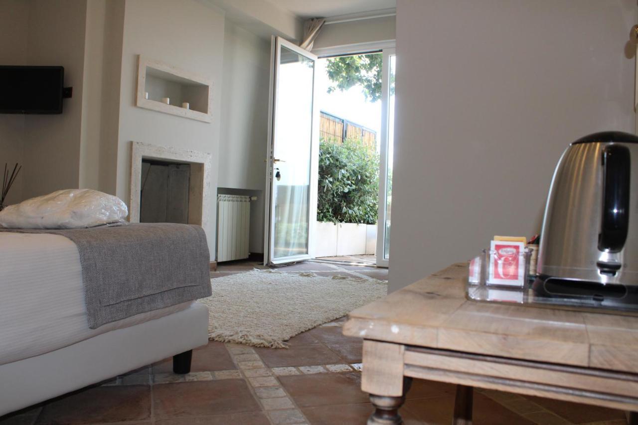 La Locanda Del Pontefice - Luxury Country House Marino Esterno foto